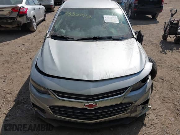 2016 Chevrolet Malibu LT z VIN 1G1ZE5ST5GF303756, wystawiony jako IAAI lot #43351963 z przebiegiem Nie podano mil oraz . Historia ofert i sprzedaży dostępna na DreamBid. Obrazek 17.