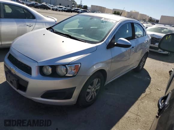 2014 Chevrolet Sonic LT с VIN 1G1JC5SG8E4104604, выставлен на аукционе Copart как лот 70347644 с пробегом 157 657 миль миль и Чистый • Clean title. История ставок и продаж доступна на DreamBid. Изображение 1.
