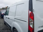 ✅ 2020 Ford Transit Connect XL • VIN: NM0LS6E75L1437794 • Lot: 40646552. Wystawiony na IAAI z przebiegiem 74 143 mil. Bezpłatny archiwum sprzedaży aukcyjnych z USA i szczegółowy raport historii pojazdu na DreamBid. Zdjęcie 13.