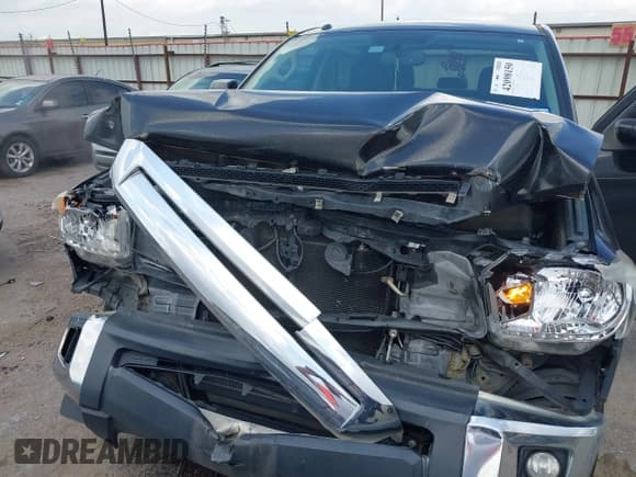 ✅ 2016 Toyota Tundra SR5 • VIN: 5TFEM5F1XGX096468 • Lot: 42098150. Listed on IAAI with 137,284 mi. Free auction sales archive from the USA and detailed vehicle history report at DreamBid. Image 6.