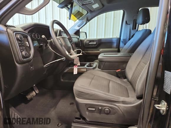 ✅ 2019 Chevrolet Silverado 1500 LT Trail Boss • VIN: 1GCPYFED1KZ426848 • Lot: 92284315. Wystawiony na Copart z przebiegiem 66 538 mil. Bezpłatny archiwum sprzedaży aukcyjnych z USA i szczegółowy raport historii pojazdu na DreamBid. Zdjęcie 7.