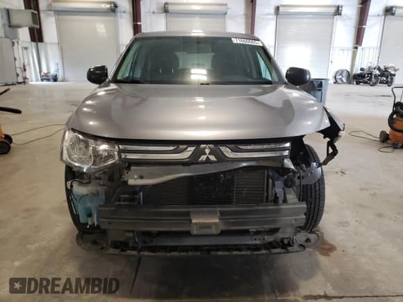 ✅ 2014 Mitsubishi Outlander ES • VIN: JA4AD2A38EZ007367 • Lot: 71660065. Wystawiony na Copart z przebiegiem 108 485 mil. Bezpłatny archiwum sprzedaży aukcyjnych z USA i szczegółowy raport historii pojazdu na DreamBid. Zdjęcie 5.