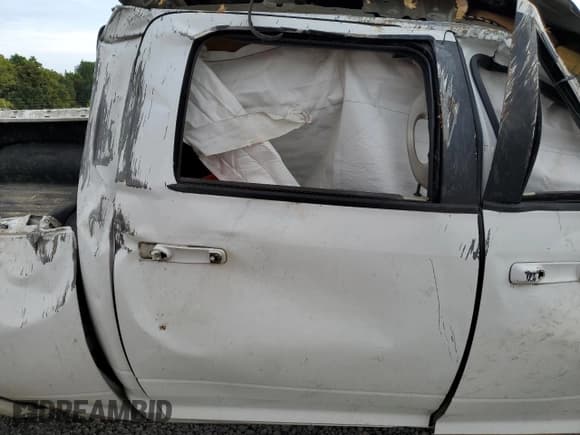 ✅ 2014 Ram 2500 SLT • VIN: 3C6UR5DL7EG138296 • Lot: 68896155. Wystawiony na Copart z przebiegiem Nie podano. Bezpłatny archiwum sprzedaży aukcyjnych z USA i szczegółowy raport historii pojazdu na DreamBid. Zdjęcie 10.