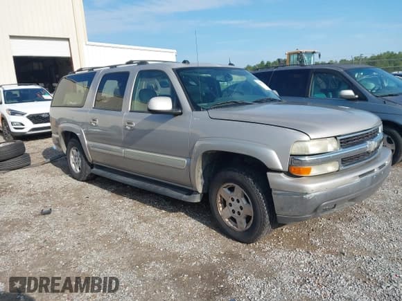 ✅ 2005 Chevrolet Suburban LS • VIN: 1GNEC16Z85J255741 • Lot: 42817907. Listed on IAAI with 383,855 mi. Free auction sales archive from the USA and detailed vehicle history report at DreamBid. Image 1.