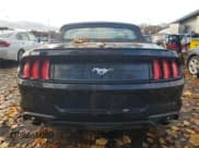 ✅ 2020 Ford Mustang EcoBoost Premium • VIN: 1FATP8UH0L5112172 • Lot: 87468315. Wystawiony na Copart z przebiegiem 60 036 mil. Bezpłatny archiwum sprzedaży aukcyjnych z USA i szczegółowy raport historii pojazdu na DreamBid. Zdjęcie 6.