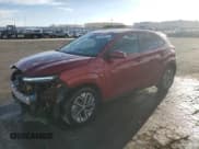 ✅ 2023 Hyundai Kona SEL • VIN: KM8K33AG4PU183592 • Лот: 76762794. Опубликован ранее на Copart с пробегом 29 840 миль. Бесплатный доступ к архиву аукционных продаж из США и подробный отчёт об истории автомобиля на DreamBid. Изображение 1.