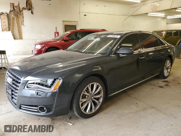 ✅ 2011 Audi A8 • VIN: WAURVAFD0BN004528 • Lot: 64168815. Wystawiony na Copart z przebiegiem 262 309 mil. Bezpłatny archiwum sprzedaży aukcyjnych z USA i szczegółowy raport historii pojazdu na DreamBid. Zdjęcie 1.