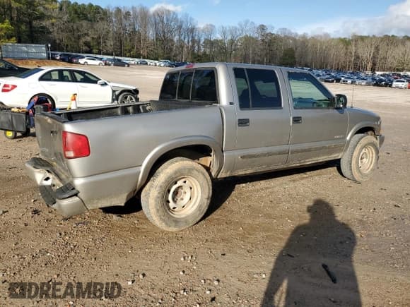 ✅ 2003 Chevrolet S-10 LS • VIN: 1GCDT13X33K174368 • Лот: 47728305. Опубликован ранее на Copart с пробегом 125 151 миль. Бесплатный доступ к архиву аукционных продаж из США и подробный отчёт об истории автомобиля на DreamBid. Изображение 3.