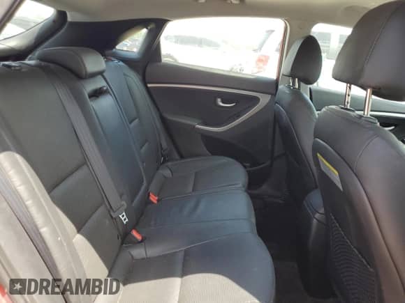 2017 Hyundai Elantra с VIN KMHD35LH8HU363329, выставлен на аукционе Copart как лот 64446855 с пробегом 73 779 миль миль и Списание • Salvage title. История ставок и продаж доступна на DreamBid. Изображение 10.