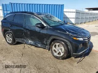 ✅ 2023 Hyundai Tucson SEL • VIN: 5NMJB3AE2PH244737 • Lot: 74196634. Wystawiony na Copart z przebiegiem 64 229 mil. Bezpłatny archiwum sprzedaży aukcyjnych z USA i szczegółowy raport historii pojazdu na DreamBid. Zdjęcie 4.