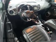 ✅ 2014 Volkswagen Beetle 2.0L TDI w/Sun/Sound/Nav • VIN: 3VWJL7AT0EM656309 • Лот: 68018735. Опубликован ранее на Copart с пробегом 117 222 миль. Бесплатный доступ к архиву аукционных продаж из США и подробный отчёт об истории автомобиля на DreamBid. Изображение 8.