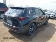 ✅ 2023 Mazda CX-50 S Premium Plus • VIN: 7MMVABEM0PN138970 • Lot: 42017075. Wystawiony na IAAI z przebiegiem 35 691 mil. Bezpłatny archiwum sprzedaży aukcyjnych z USA i szczegółowy raport historii pojazdu na DreamBid. Zdjęcie 4.