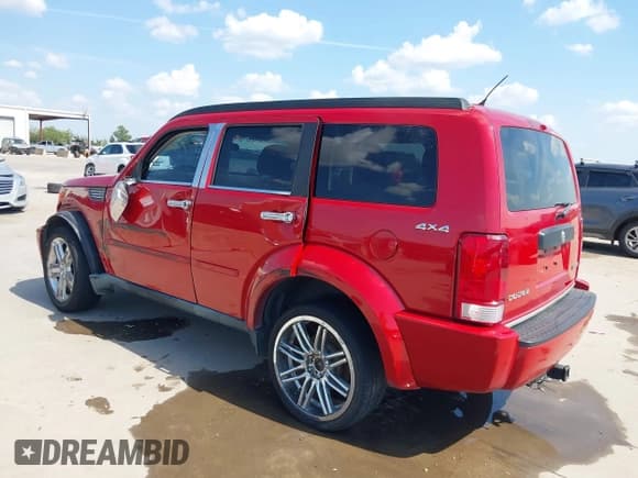 ✅ 2011 Dodge Nitro Heat • VIN: 1D4PU4GK4BW606034 • Lot: 43222066. Listed on IAAI with 186,152 mi. Free auction sales archive from the USA and detailed vehicle history report at DreamBid. Image 3.