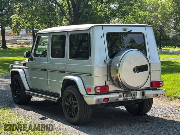 ✅ 2008 Mercedes-Benz G 5.5L AMG • VIN: WDCYR71E28X174502 • Лот: 62579125. Опубликован ранее на Copart с пробегом 194 326 миль. Бесплатный доступ к архиву аукционных продаж из США и подробный отчёт об истории автомобиля на DreamBid. Изображение 3.