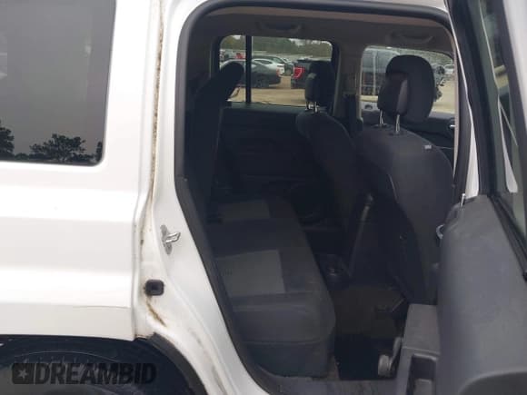 ✅ 2015 Jeep Patriot Altitude • VIN: 1C4NJPBA7FD264092 • Лот: 43545865. Опубликован ранее на IAAI с пробегом 48 536 миль. Бесплатный доступ к архиву аукционных продаж из США и подробный отчёт об истории автомобиля на DreamBid. Изображение 8.