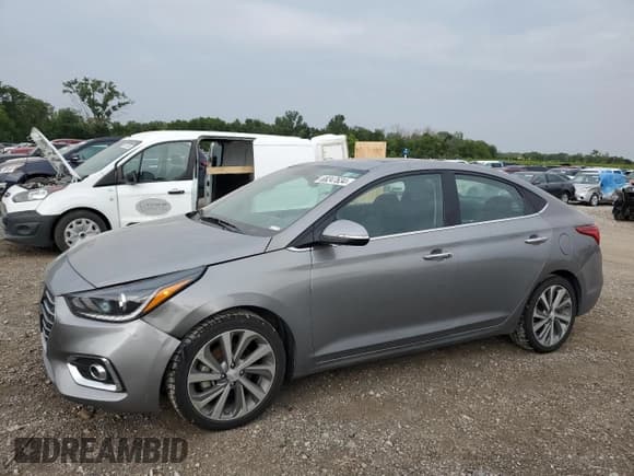 ✅ 2022 Hyundai Accent Limited • VIN: 3KPC34A67NE175892 • Лот: 68247634. Опубликован ранее на Copart с пробегом 52 544 миль. Бесплатный доступ к архиву аукционных продаж из США и подробный отчёт об истории автомобиля на DreamBid. Изображение 1.