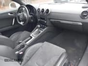 ✅ 2009 Audi TT • VIN: TRUDF38JX91010756 • Lot: 41477475. Listed on IAAI with 106,907 mi. Free auction sales archive from the USA and detailed vehicle history report at DreamBid. Image 5.