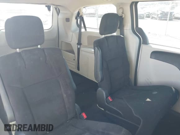✅ 2014 Dodge Grand Caravan SXT • VIN: 2C4RDGCG8ER273701 • Lot: 43422331. Wystawiony na IAAI z przebiegiem 192 161 mil. Bezpłatny archiwum sprzedaży aukcyjnych z USA i szczegółowy raport historii pojazdu na DreamBid. Zdjęcie 8.