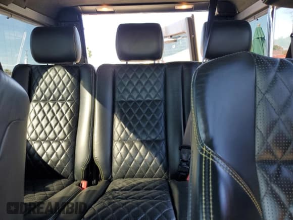 ✅ 2016 Mercedes-Benz G 63 AMG • VIN: WDCYC7DF5GX246541 • Lot: 84005085. Listed on Copart with 93,398 mi. Free auction sales archive from the USA and detailed vehicle history report at DreamBid. Image 10.