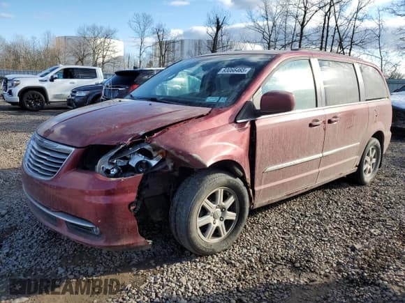 ✅ 2012 Chrysler Town & Country Touring • VIN: 2C4RC1BGXCR339700 • Лот: 93066465. Опубликован ранее на Copart с пробегом 133 490 миль. Бесплатный доступ к архиву аукционных продаж из США и подробный отчёт об истории автомобиля на DreamBid. Изображение 1.