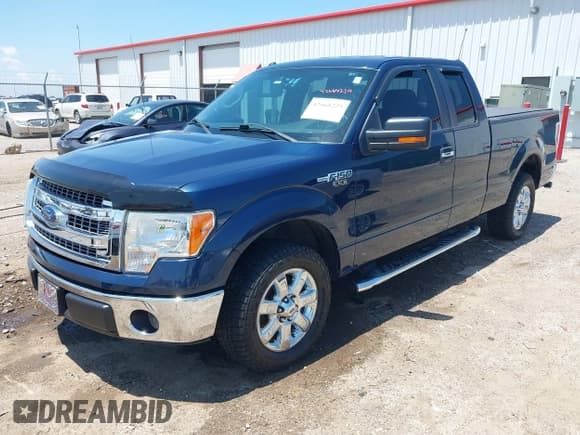 ✅ 2014 Ford F-150 XL • VIN: 1FTFX1CF5EKD10569 • Лот: 42668229. Опубликован ранее на IAAI с пробегом 92 407 миль. Бесплатный доступ к архиву аукционных продаж из США и подробный отчёт об истории автомобиля на DreamBid. Изображение 2.