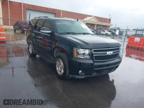 ✅ 2007 Chevrolet Tahoe LS • VIN: 1GNFC13C77R381209 • Lot: 41951832. Listed on IAAI with 145,205 mi. Free auction sales archive from the USA and detailed vehicle history report at DreamBid. Image 1.