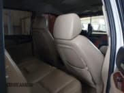 ✅ 2007 Chevrolet Silverado 2500HD 1LT • VIN: 1GCHK23K47F508534 • Lot: 42926776. Wystawiony na IAAI z przebiegiem 240 062 mil. Bezpłatny archiwum sprzedaży aukcyjnych z USA i szczegółowy raport historii pojazdu na DreamBid. Zdjęcie 8.