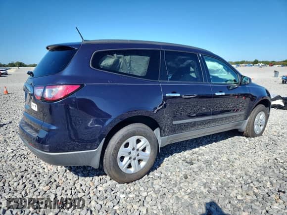 2017 Chevrolet Traverse LS with VIN 1GNKRFED2HJ224820, listed as a Copart auction lot 89831895 with 86,147 mi miles and Salvage title. Bid and sale history available at DreamBid. Image 3.