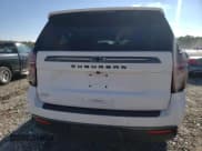 ✅ 2021 Chevrolet Suburban Z71 • VIN: 1GNSKDKD4MR484158 • Lot: 71556064. Wystawiony na Copart z przebiegiem 63 294 mil. Bezpłatny archiwum sprzedaży aukcyjnych z USA i szczegółowy raport historii pojazdu na DreamBid. Zdjęcie 6.