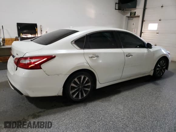 ✅ 2016 Nissan Altima SL • VIN: 1N4AL3AP9GC271260 • Lot: 91135375. Listed on Copart with 92,384 mi. Free auction sales archive from the USA and detailed vehicle history report at DreamBid. Image 3.