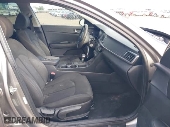 ✅ 2017 Kia Optima LX • VIN: 5XXGT4L38HG147714 • Лот: 43386333. Опубликован ранее на IAAI с пробегом 98 386 миль. Бесплатный доступ к архиву аукционных продаж из США и подробный отчёт об истории автомобиля на DreamBid. Изображение 5.