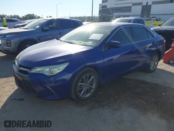✅ 2015 Toyota Camry SE • VIN: 4T1BF1FKXFU980016 • Lot: 43398994. Wystawiony na IAAI z przebiegiem 165 694 mil. Bezpłatny archiwum sprzedaży aukcyjnych z USA i szczegółowy raport historii pojazdu na DreamBid. Zdjęcie 18.