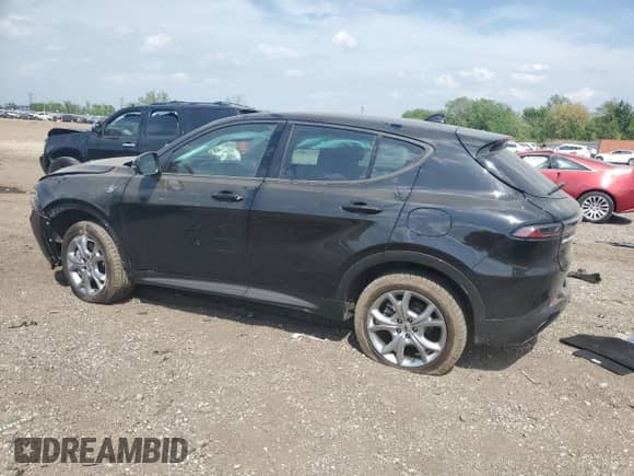 2024 Dodge Hornet R/T z VIN ZACPDFCW7R3A14417, wystawiony jako Copart lot #55944915 z przebiegiem 24 861 mil mil oraz Szkoda całkowita • Salvage title. Historia ofert i sprzedaży dostępna na DreamBid. Obrazek 2.