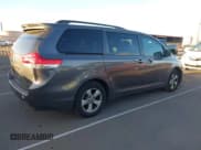 ✅ 2012 Toyota Sienna LE • VIN: 5TDKK3DC8CS240083 • Lot: 43556901. Listed on IAAI with 169,377 mi. Free auction sales archive from the USA and detailed vehicle history report at DreamBid. Image 4.