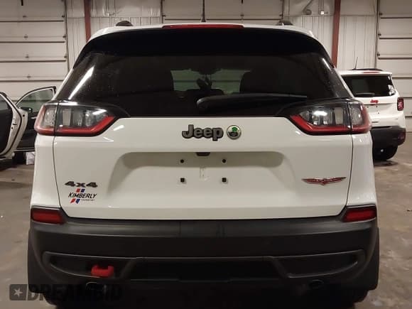 ✅ 2022 Jeep Cherokee Trailhawk • VIN: 1C4PJMBX9ND504737 • Lot: 42253723. Listed on IAAI with 25,235 mi. Free auction sales archive from the USA and detailed vehicle history report at DreamBid. Image 17.