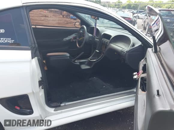 ✅ 1994 Ford Mustang GT • VIN: 1FALP42T0RF155834 • Lot: 42698515. Listed on IAAI with 146,338 mi. Free auction sales archive from the USA and detailed vehicle history report at DreamBid. Image 5.