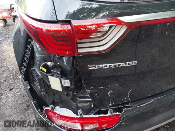 ✅ 2019 Kia Sportage SX Turbo • VIN: KNDPRCA62K7616978 • Лот: 42345900. Опубликован ранее на IAAI с пробегом 40 143 миль. Бесплатный доступ к архиву аукционных продаж из США и подробный отчёт об истории автомобиля на DreamBid. Изображение 20.