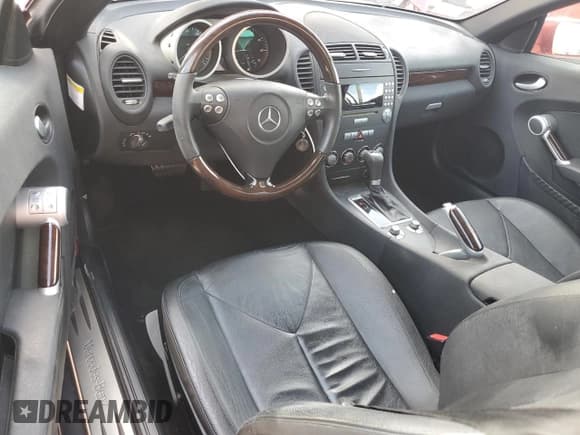 ✅ 2006 Mercedes-Benz SLK 280 • VIN: WDBWK54F76F101248 • Лот: 79286694. Опубликован ранее на Copart с пробегом 97 560 миль. Бесплатный доступ к архиву аукционных продаж из США и подробный отчёт об истории автомобиля на DreamBid. Изображение 8.