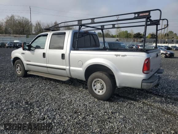 ✅ 2003 Ford F-250 XL • VIN: 1FTNW20PX3ED26912 • Lot: 52461075. Listed on Copart with 90,804 mi. Free auction sales archive from the USA and detailed vehicle history report at DreamBid. Image 2.