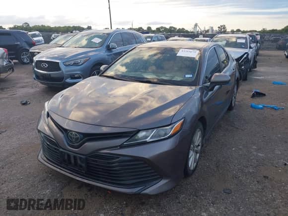 2020 Toyota Camry LE с VIN 4T1C11AK8LU400249, выставлен на аукционе IAAI как лот 43265675 с пробегом 226 398 миль миль и . История ставок и продаж доступна на DreamBid. Изображение 2.