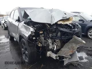 ✅ 2021 Jeep Compass Latitude • VIN: 3C4NJDBB8MT501283 • Lot: 43641592. Listed on IAAI with 78,310 mi. Free auction sales archive from the USA and detailed vehicle history report at DreamBid. Image 1.