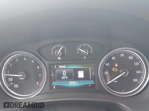 ✅ 2018 Buick Enclave Premium • VIN: 5GAEVBKW6JJ184863 • Lot: 43420793. Wystawiony na IAAI z przebiegiem 66 180 mil. Bezpłatny archiwum sprzedaży aukcyjnych z USA i szczegółowy raport historii pojazdu na DreamBid. Zdjęcie 7.