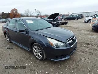 ✅ 2013 Subaru Legacy Premium • VIN: 4S3BMBC68D3037570 • Lot: 43779647. Wystawiony na IAAI z przebiegiem 143 924 mil. Bezpłatny archiwum sprzedaży aukcyjnych z USA i szczegółowy raport historii pojazdu na DreamBid. Zdjęcie 1.