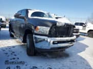 ✅ 2018 Ram 2500 Tradesman • VIN: 3C6UR5CJ3JG135003 • Lot: 45672215. Wystawiony na Copart z przebiegiem 56 238 mil. Bezpłatny archiwum sprzedaży aukcyjnych z USA i szczegółowy raport historii pojazdu na DreamBid. Zdjęcie 4.