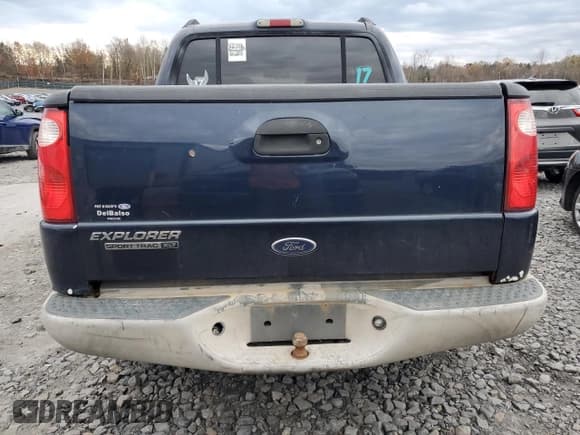 ✅ 2003 Ford Explorer Sport Trac XLS • VIN: 1FMZU77E13UB07895 • Lot: 90637575. Listed on Copart with 203,918 mi. Free auction sales archive from the USA and detailed vehicle history report at DreamBid. Image 6.