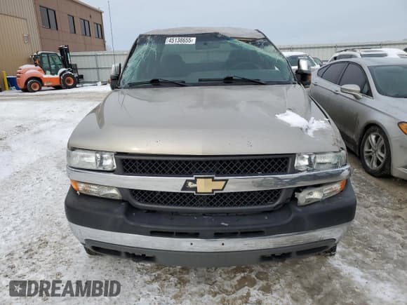 ✅ 2001 Chevrolet Silverado 2500HD LS • VIN: 1GCHK23U31F212798 • Lot: 45138655. Wystawiony na Copart z przebiegiem 211 653 mil. Bezpłatny archiwum sprzedaży aukcyjnych z USA i szczegółowy raport historii pojazdu na DreamBid. Zdjęcie 5.