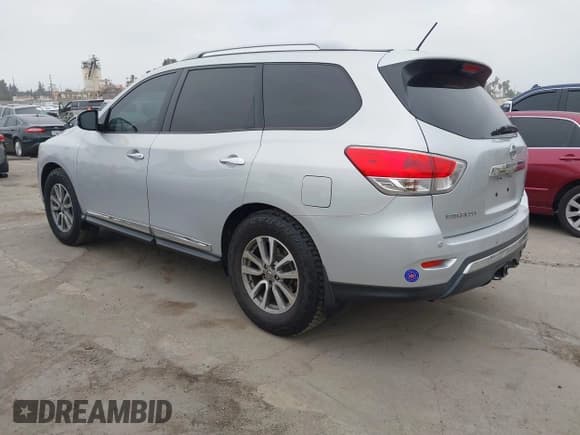 ✅ 2014 Nissan Pathfinder SL • VIN: 5N1AR2MN5EC699428 • Lot: 42793201. Listed on IAAI with 178,985 mi. Free auction sales archive from the USA and detailed vehicle history report at DreamBid. Image 3.