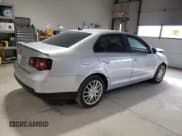 ✅ 2008 Volkswagen Jetta Wolfsburg Edition • VIN: 3VWRJ71K08M152671 • Lot: 92319435. Wystawiony na Copart z przebiegiem 216 594 mil. Bezpłatny archiwum sprzedaży aukcyjnych z USA i szczegółowy raport historii pojazdu na DreamBid. Zdjęcie 3.