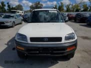 ✅ 1997 Toyota RAV4 • VIN: JT3GP10V8V7022634 • Lot: 84247915. Listed on Copart with 112,263 mi. Free auction sales archive from the USA and detailed vehicle history report at DreamBid. Image 5.