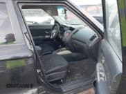 ✅ 2012 Kia Soul + • VIN: KNDJT2A68C7740269 • Лот: 43693648. Опубликован ранее на IAAI с пробегом 167 275 миль. Бесплатный доступ к архиву аукционных продаж из США и подробный отчёт об истории автомобиля на DreamBid. Изображение 5.